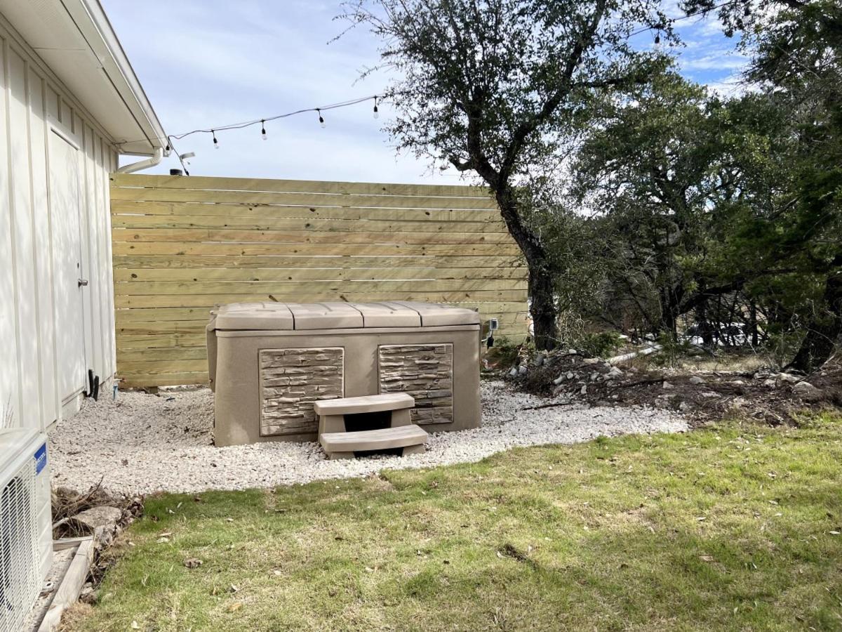 Hummingbird Haus - Hill Country Views On 20 Acres With Firepit Villa Spring Branch Exterior photo